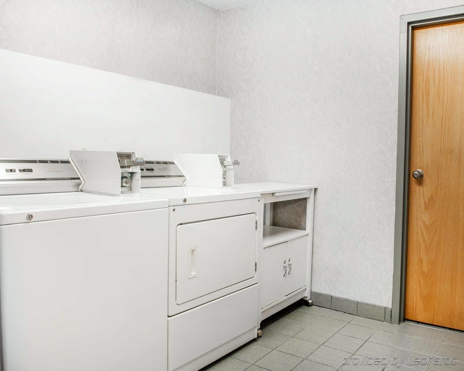 Quality Inn & Suites Brownsburg - Indianapolis West Quarto foto